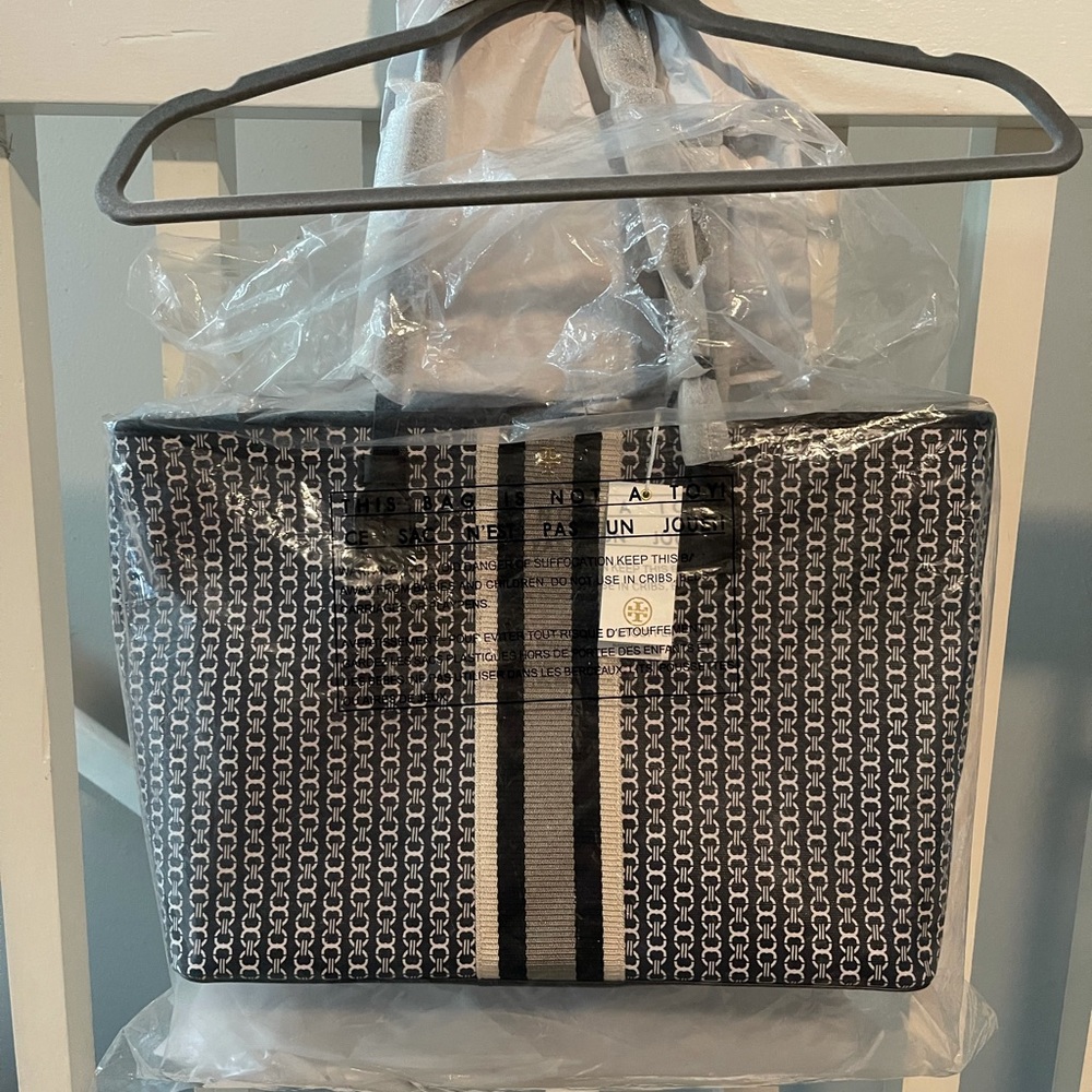 Tory Burch Gemini Link Tote